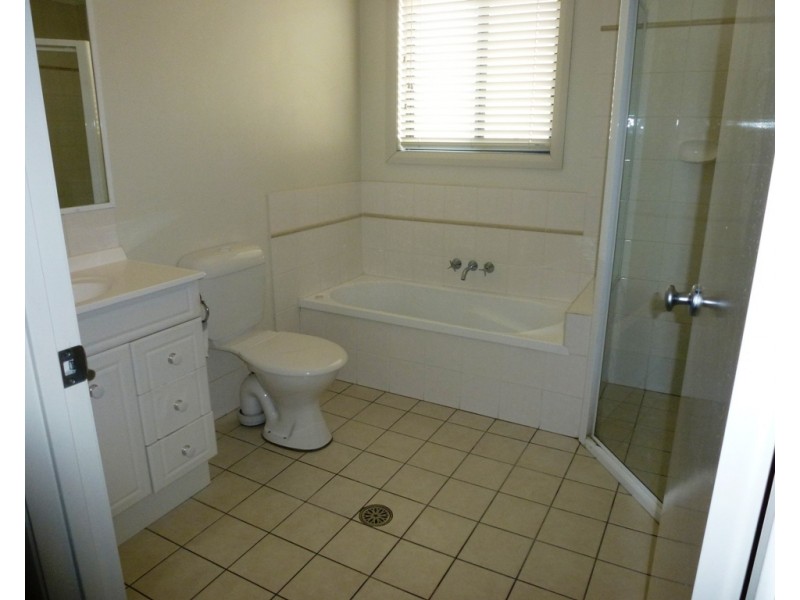 23/9 Hutton Street, Charlestown NSW 2290