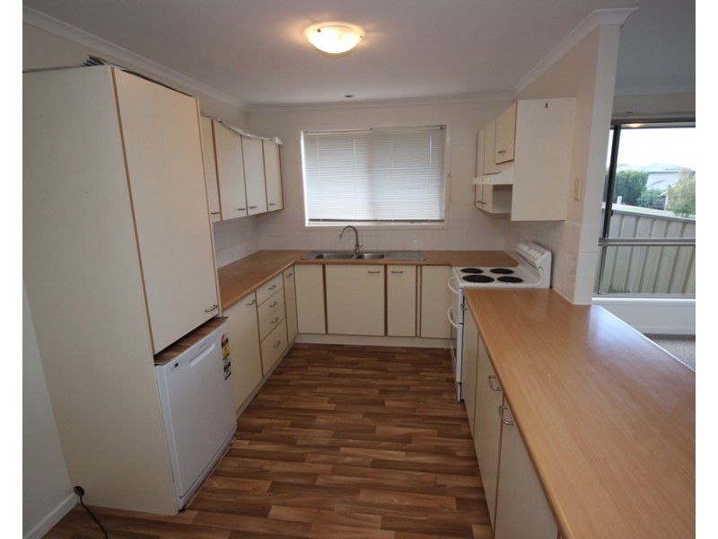 5 Kirkwood Close, Cameron Park NSW 2285