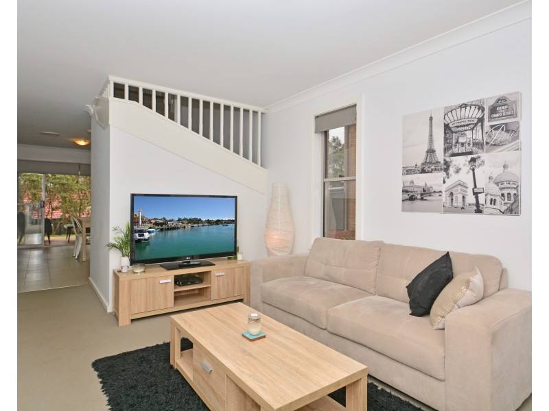 8/8 Angophora Drive, Warabrook NSW 2304