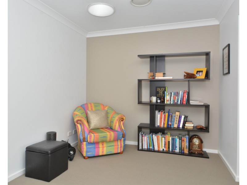 8/8 Angophora Drive, Warabrook NSW 2304