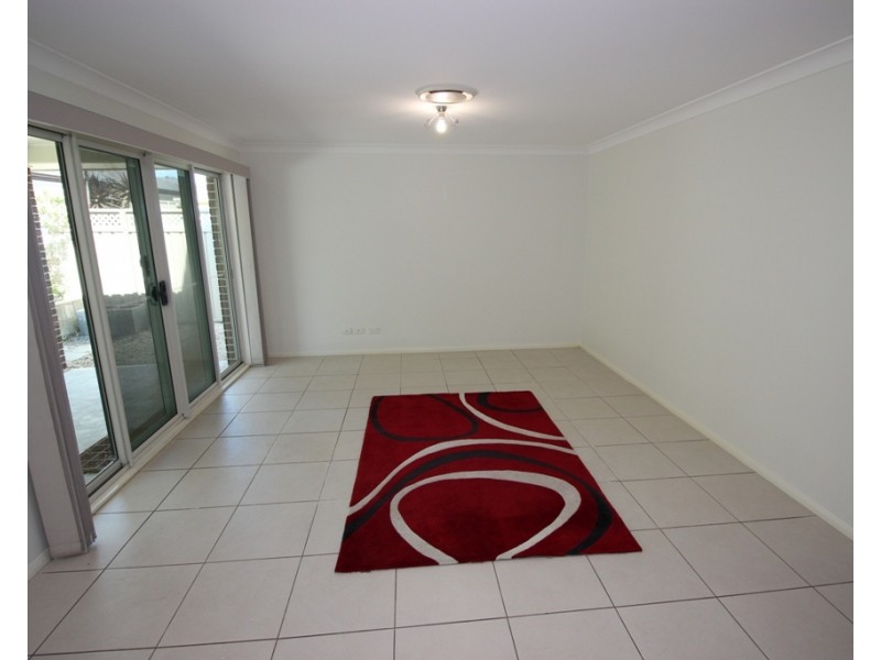 5 Hannah Street, Cameron Park NSW 2285