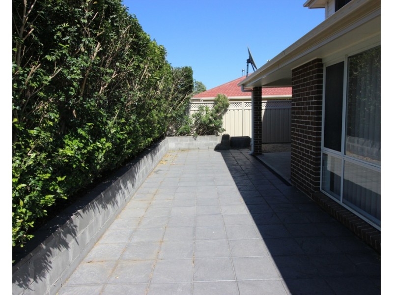 5 Hannah Street, Cameron Park NSW 2285