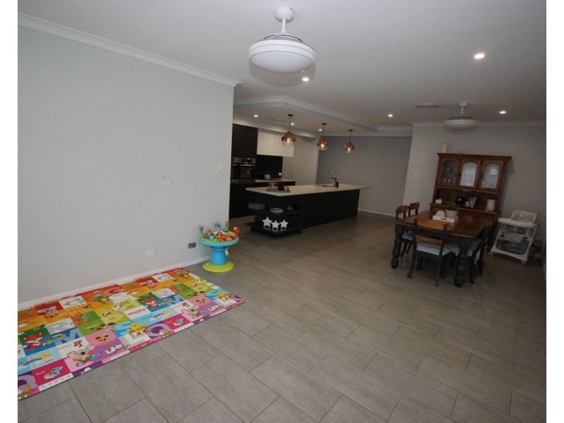 12 Mima Street, Fletcher NSW 2287