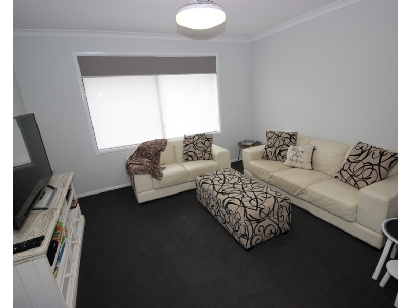 12 Mima Street, Fletcher NSW 2287