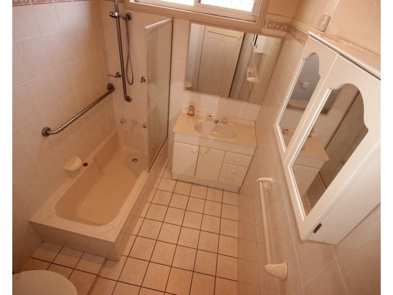 24 Illoura Street, Wallsend NSW 2287