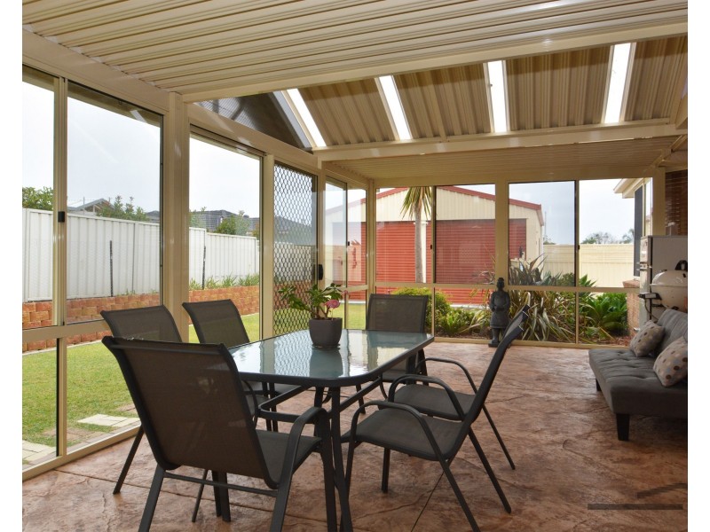 52 Springvale Circuit, Cameron Park NSW 2285