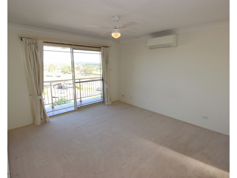 23 Condor Close, Cameron Park NSW 2285