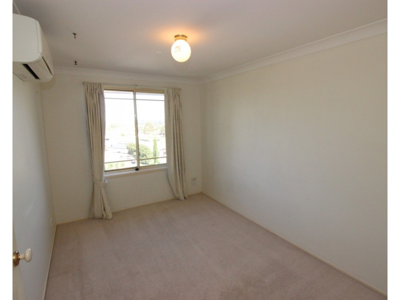 23 Condor Close, Cameron Park NSW 2285