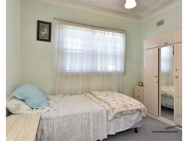 12 Florence Street, Cardiff South NSW 2285