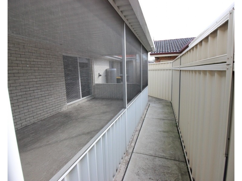 8 Calancra Avenue, Cameron Park NSW 2285