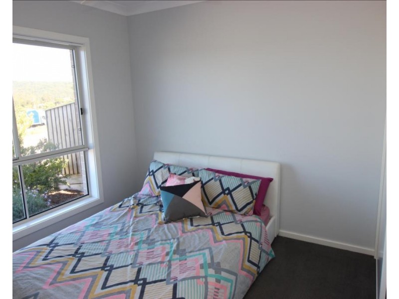 32 Shipley Street, Cameron Park NSW 2285