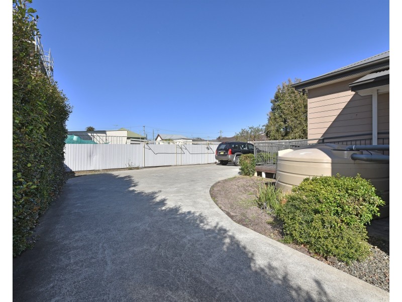 49 Hanbury Street, Mayfield NSW 2304