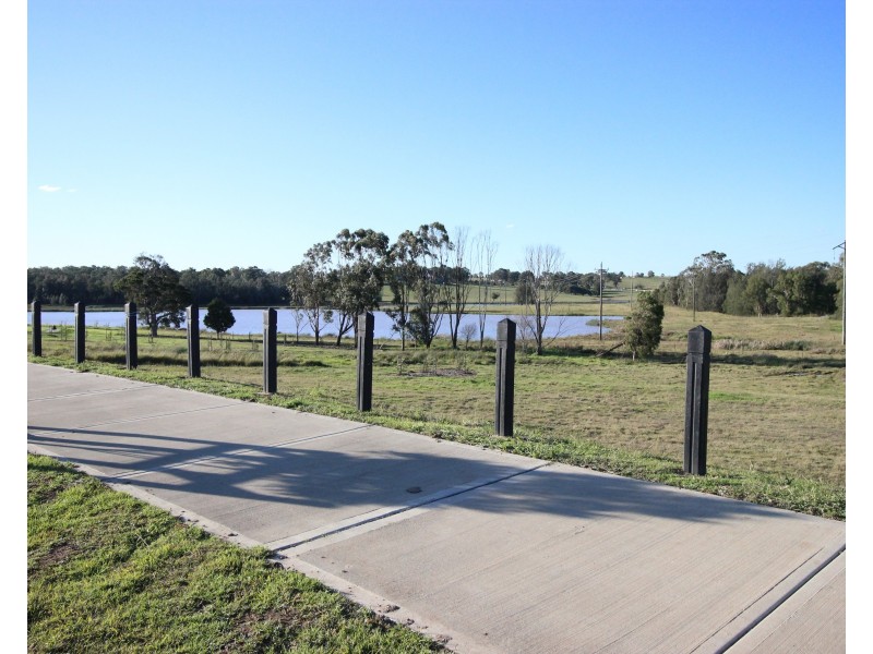 12 Concord Circuit, Cliftleigh NSW 2321