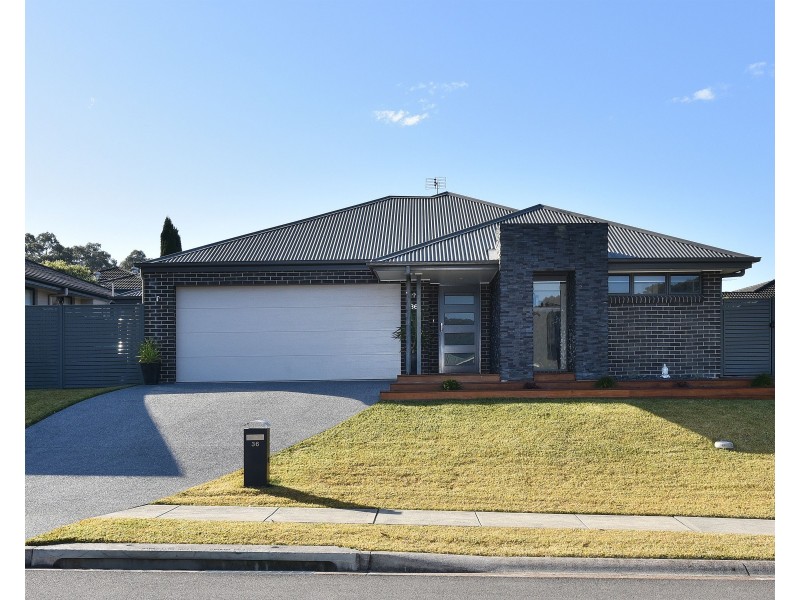 36 Calancra Avenue, Cameron Park NSW 2285