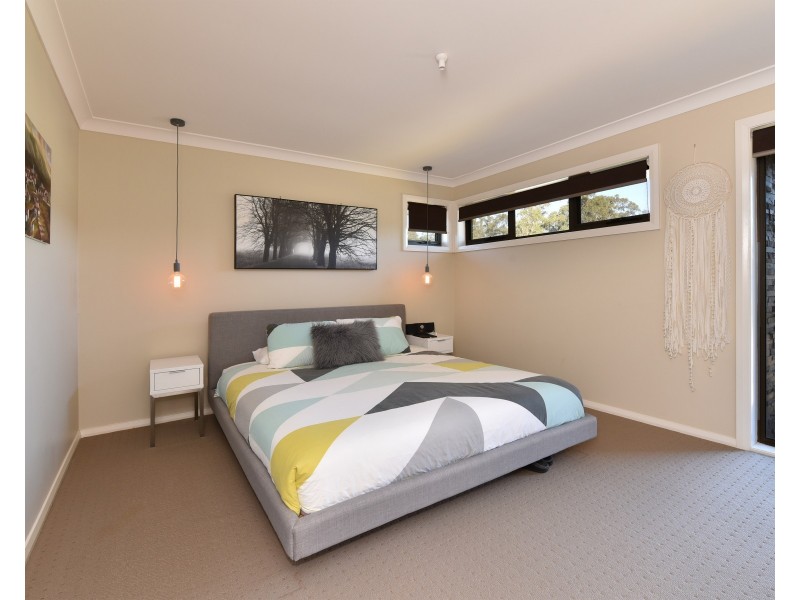 36 Calancra Avenue, Cameron Park NSW 2285