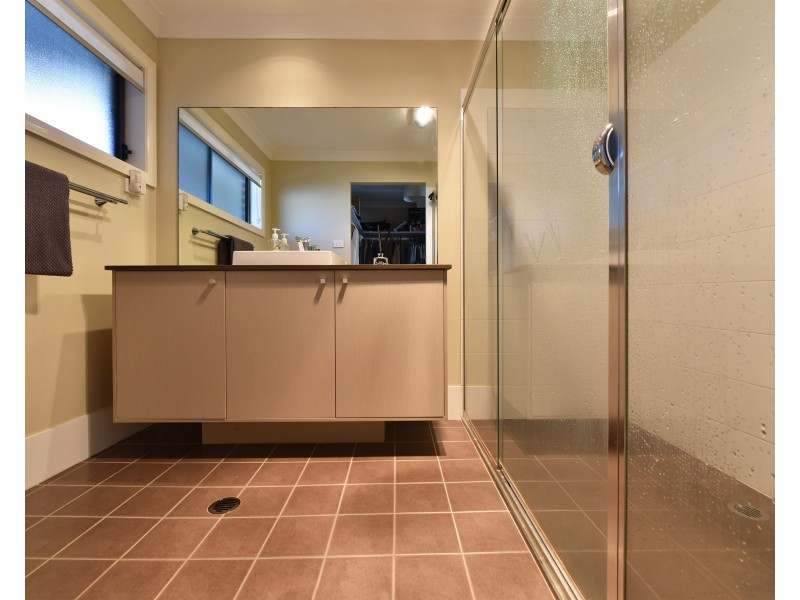 36 Calancra Avenue, Cameron Park NSW 2285
