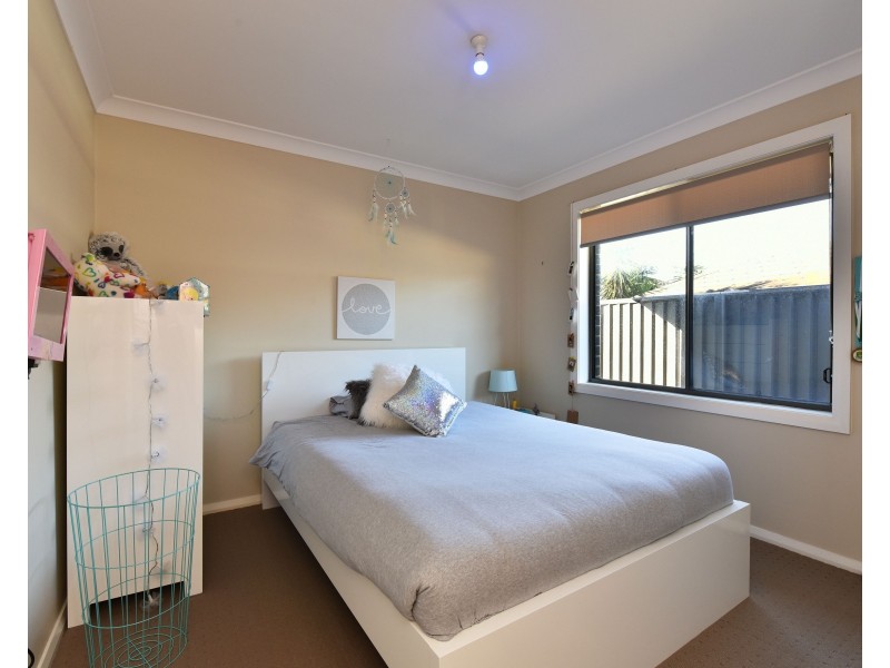 36 Calancra Avenue, Cameron Park NSW 2285