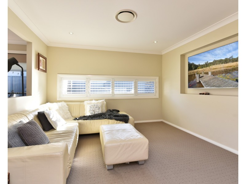 36 Calancra Avenue, Cameron Park NSW 2285