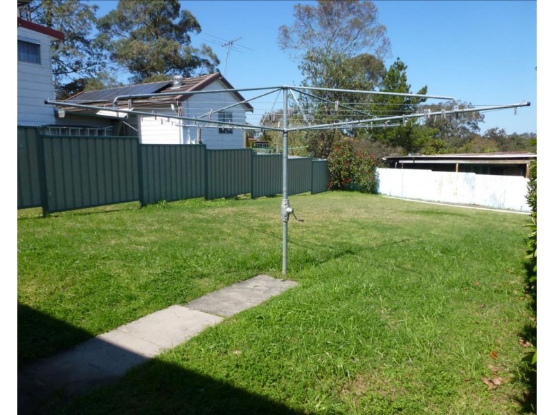 311 Lake Road, Glendale NSW 2285