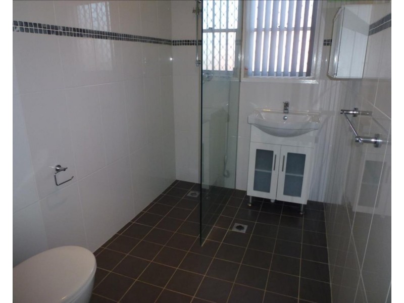 311 Lake Road, Glendale NSW 2285