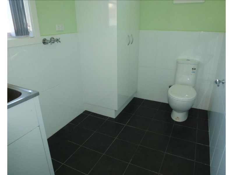 311 Lake Road, Glendale NSW 2285