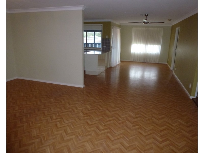 6 Stanhope Close, Maryland NSW 2287