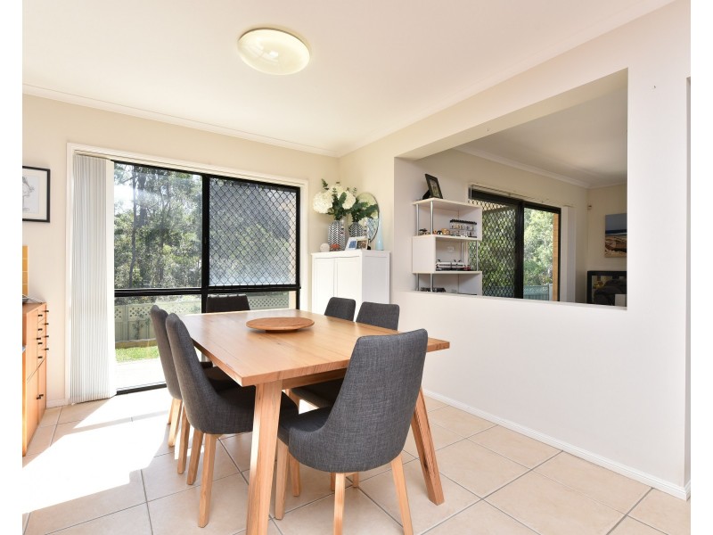 8 Morley Court, Cameron Park NSW 2285