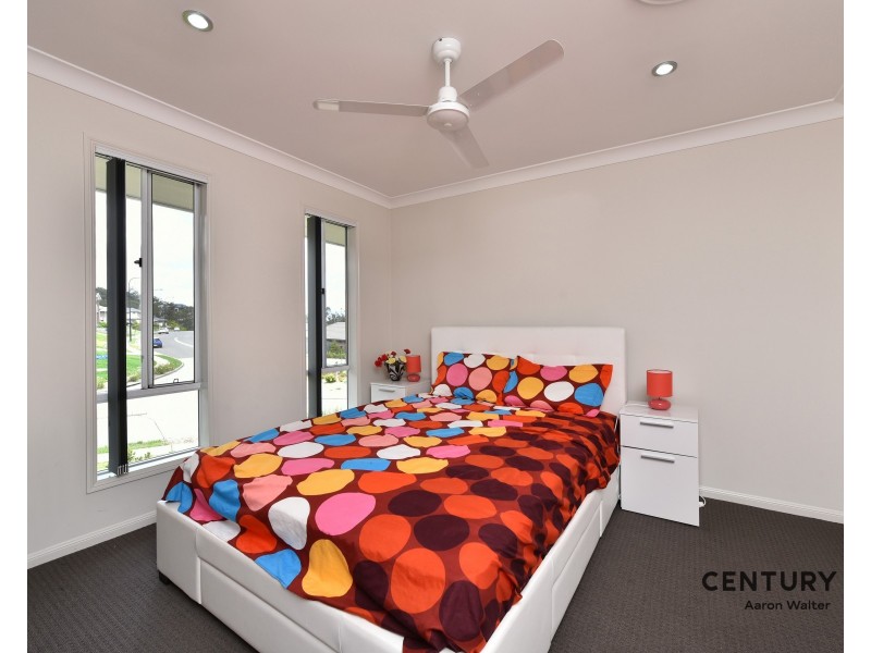 1 Seacrest Drive, Cameron Park NSW 2285