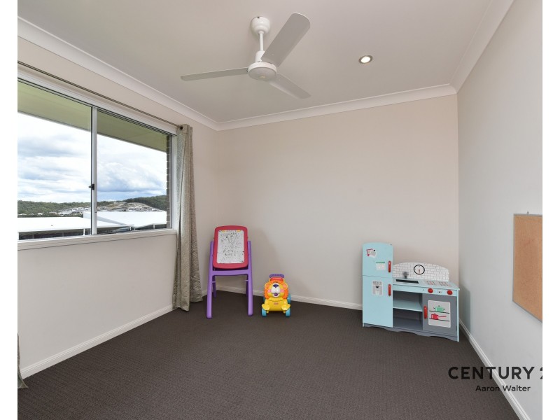 1 Seacrest Drive, Cameron Park NSW 2285