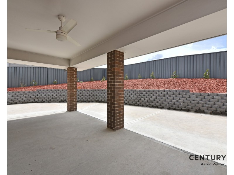 1 Seacrest Drive, Cameron Park NSW 2285