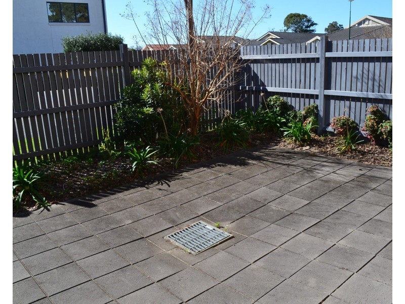 3/24 Churchill Circuit, Hamilton South NSW 2303