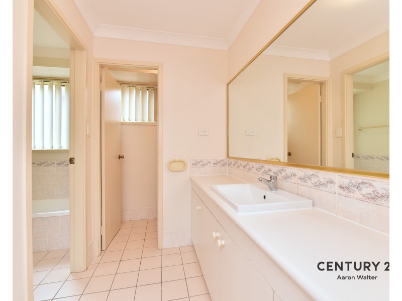 31 Flamingo Drive, Cameron Park NSW 2285