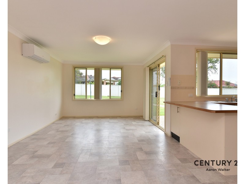 31 Flamingo Drive, Cameron Park NSW 2285