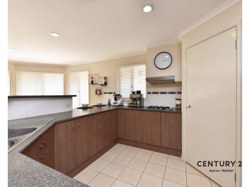9 Janus Close, Cameron Park NSW 2285