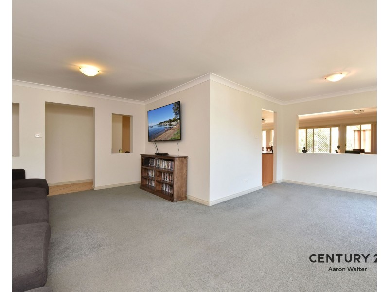 6 Bracken Close, Cameron Park NSW 2285