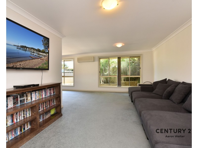 6 Bracken Close, Cameron Park NSW 2285
