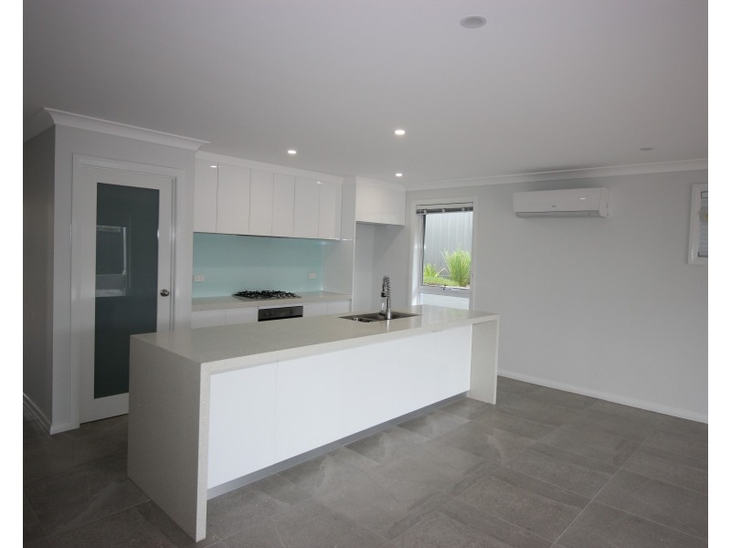 70 Wigeon Chase, Cameron Park NSW 2285