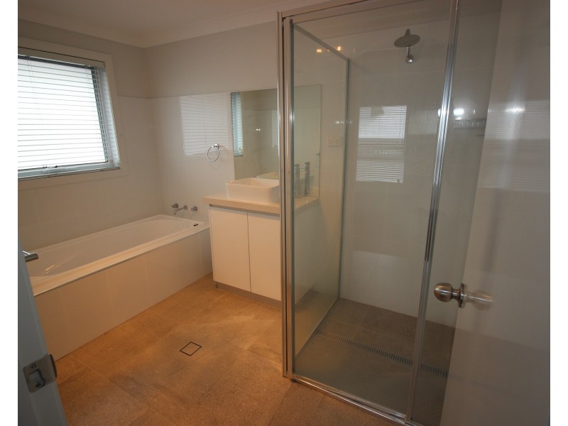 70 Wigeon Chase, Cameron Park NSW 2285
