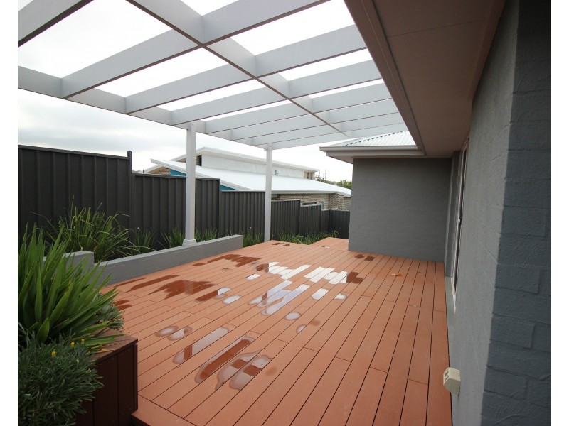 70 Wigeon Chase, Cameron Park NSW 2285