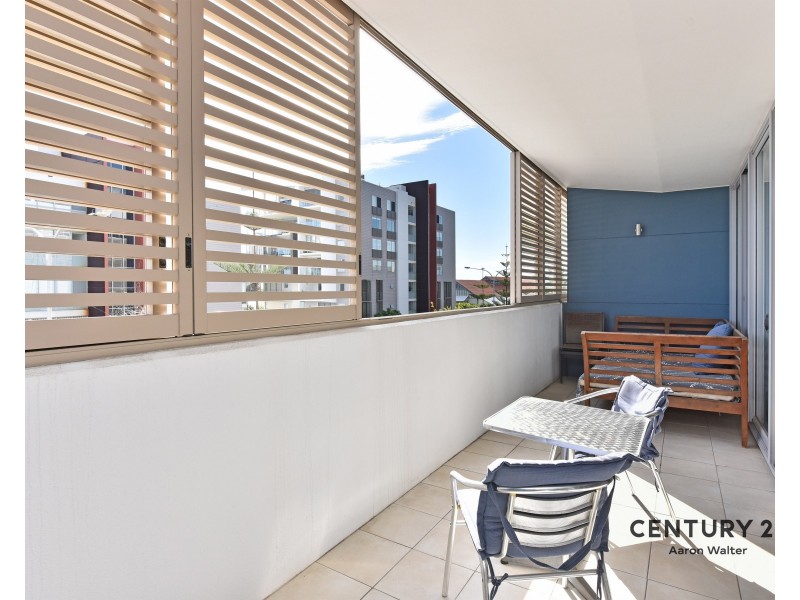 209/4 Honeysuckle Drive, Newcastle NSW 2300