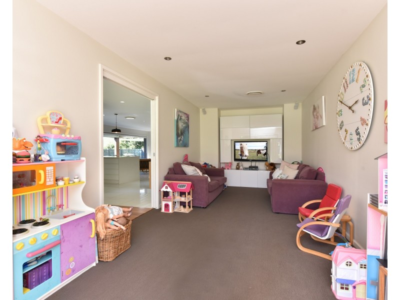 6 Finsbury Close, Jewells NSW 2280