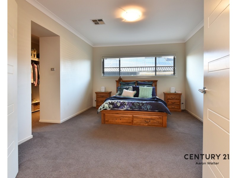 30 Calancra Avenue, Cameron Park NSW 2285