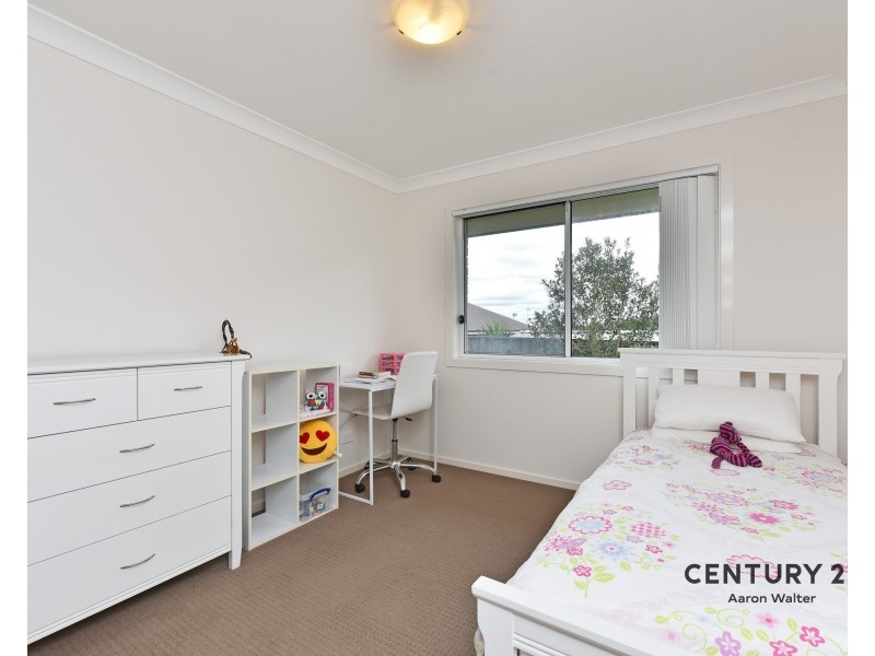 28 Raleigh Street, Cameron Park NSW 2285