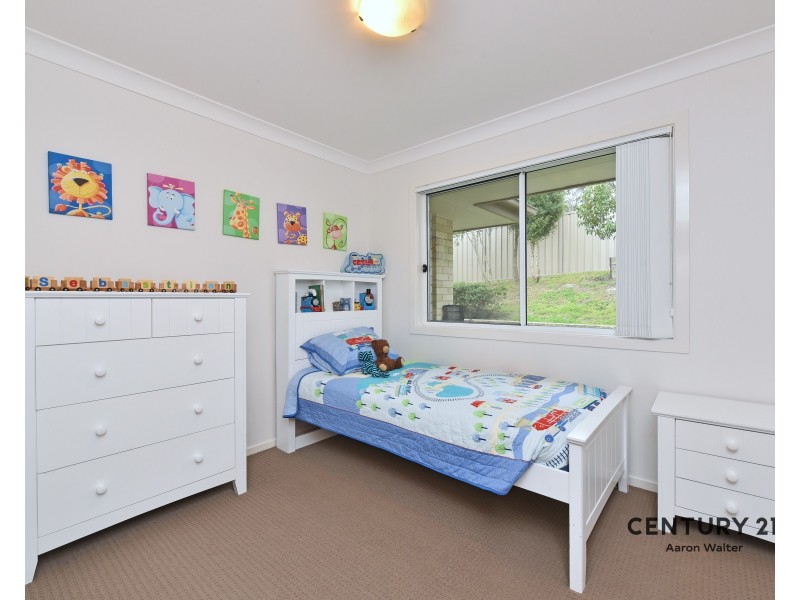 28 Raleigh Street, Cameron Park NSW 2285