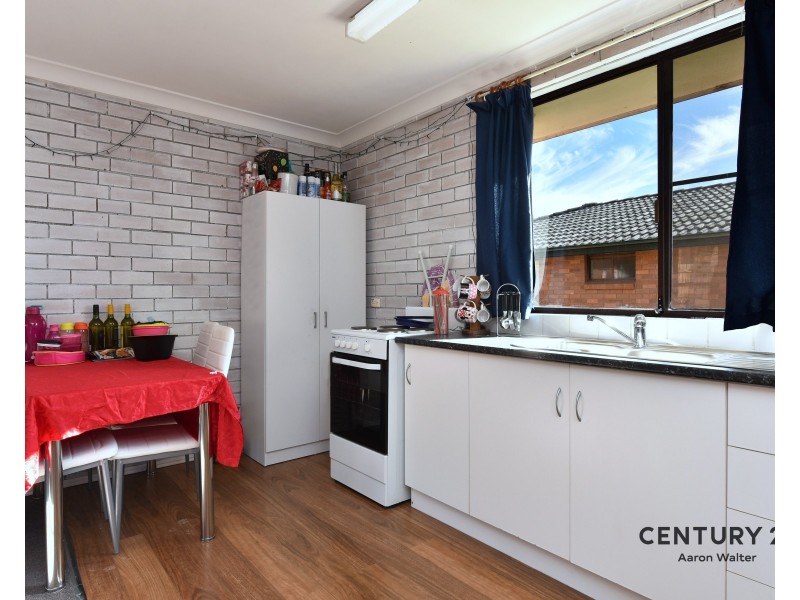 3/4 Stradbroke Avenue, Metford NSW 2323