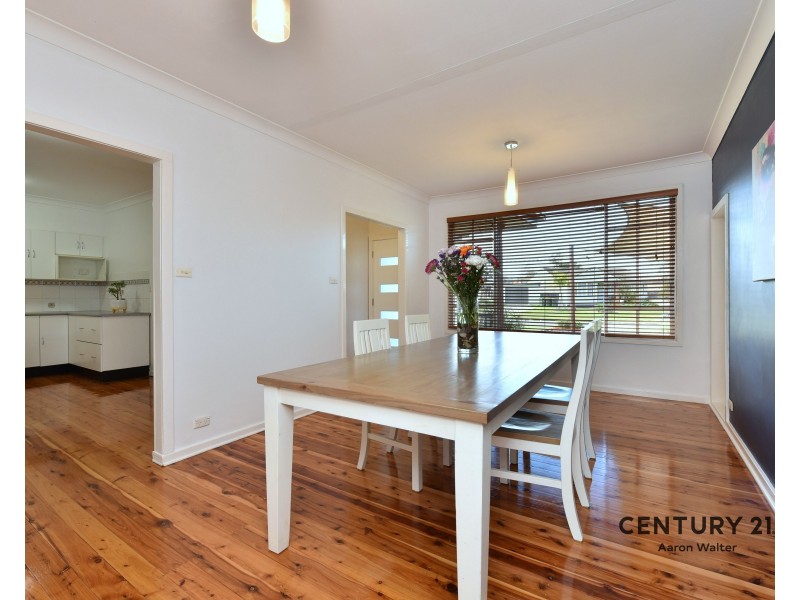 33 Raggatt Crescent, Edgeworth NSW 2285