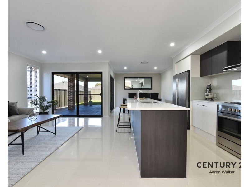 12  Santa Fe Close, Cameron Park NSW 2285
