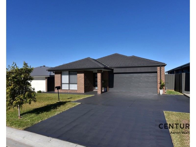 12  Santa Fe Close, Cameron Park NSW 2285