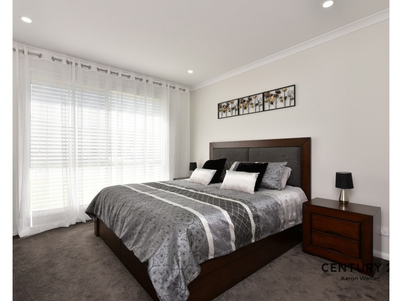 12  Santa Fe Close, Cameron Park NSW 2285