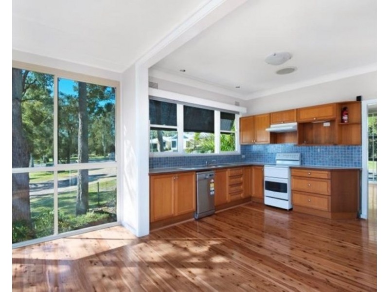 3 Linden Avenue, Eleebana NSW 2282